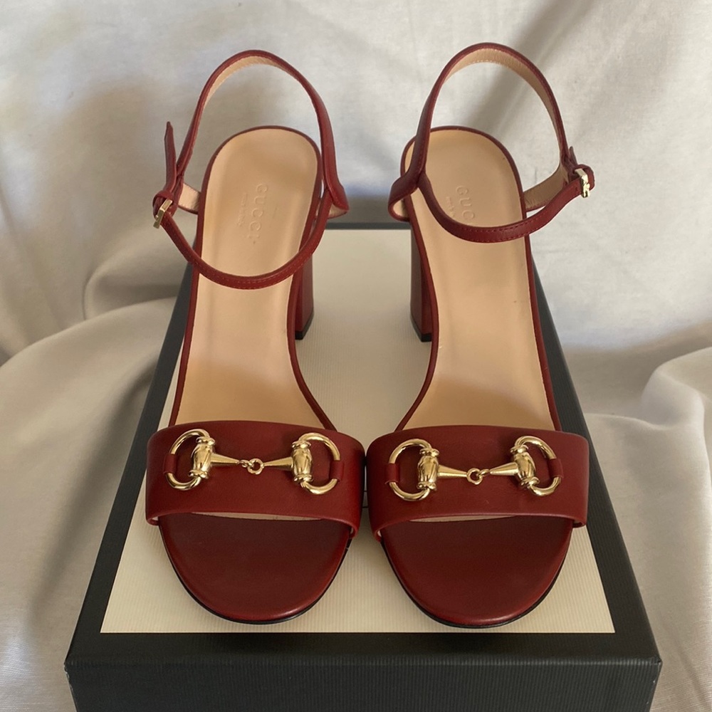 “NEW” Gucci Horsebit  Leather Sandal, color is Rosso.